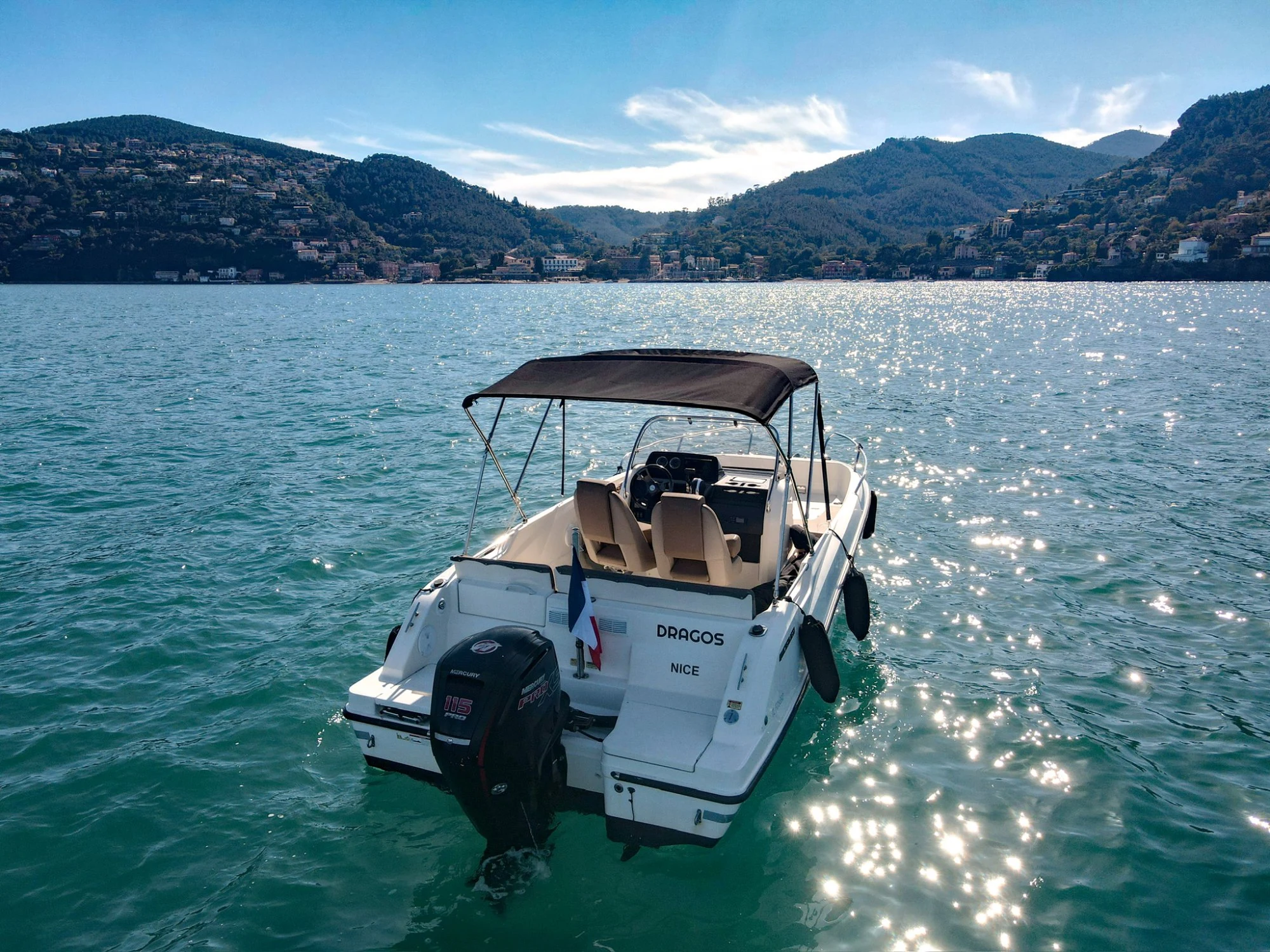 Location bateau depuis Nice Cannes Marina – 40 min